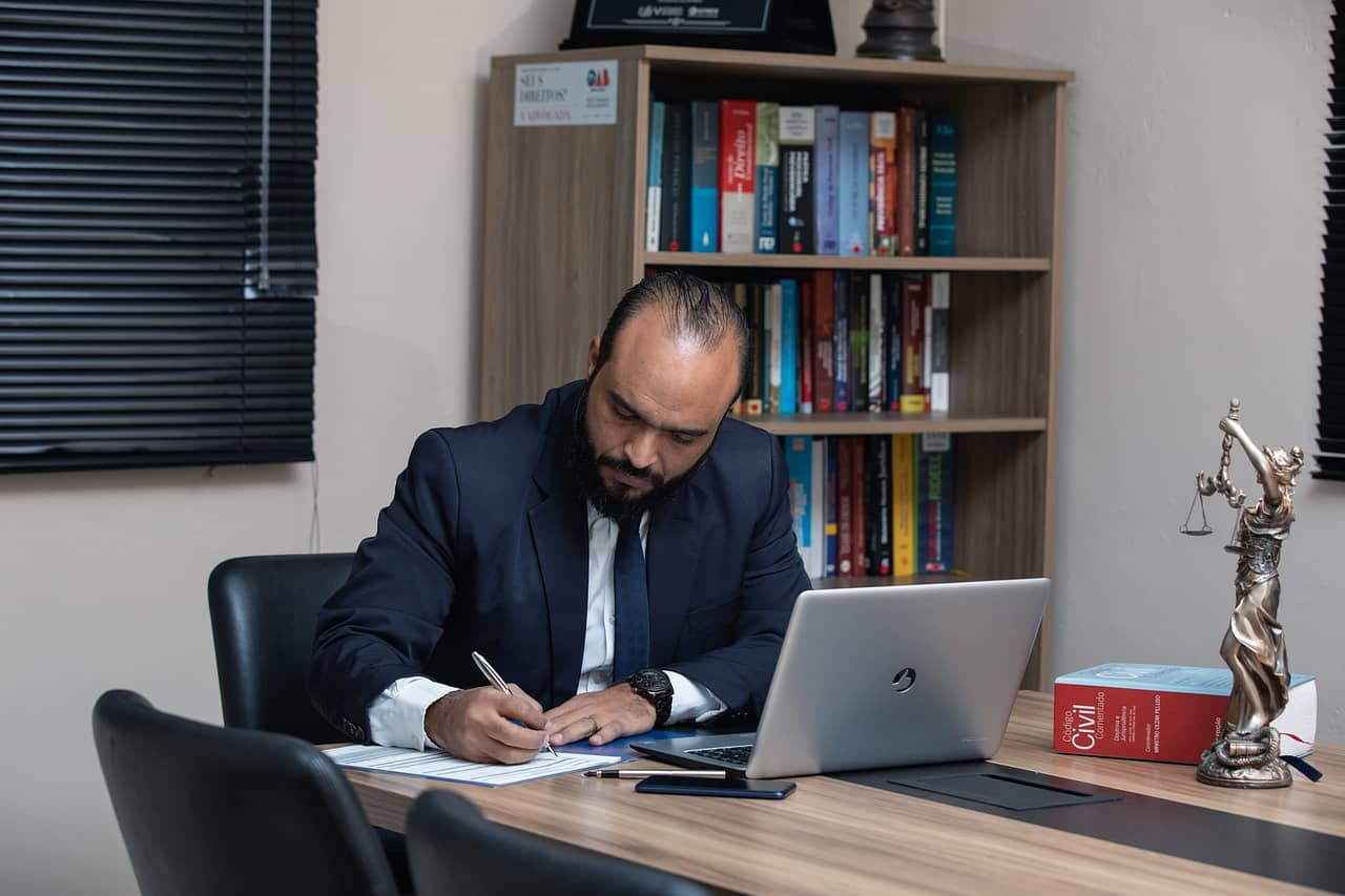 The Top 4 Things Your Immigration Lawyer Needs to Know to Navigate Your Move Successfully post thumbnail image